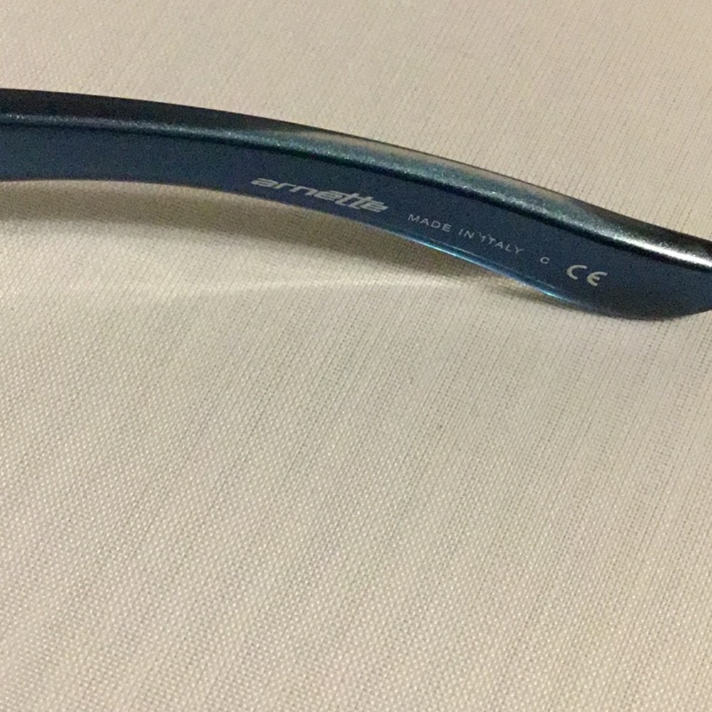 Arnette sunglasses - Picture 4 of 5